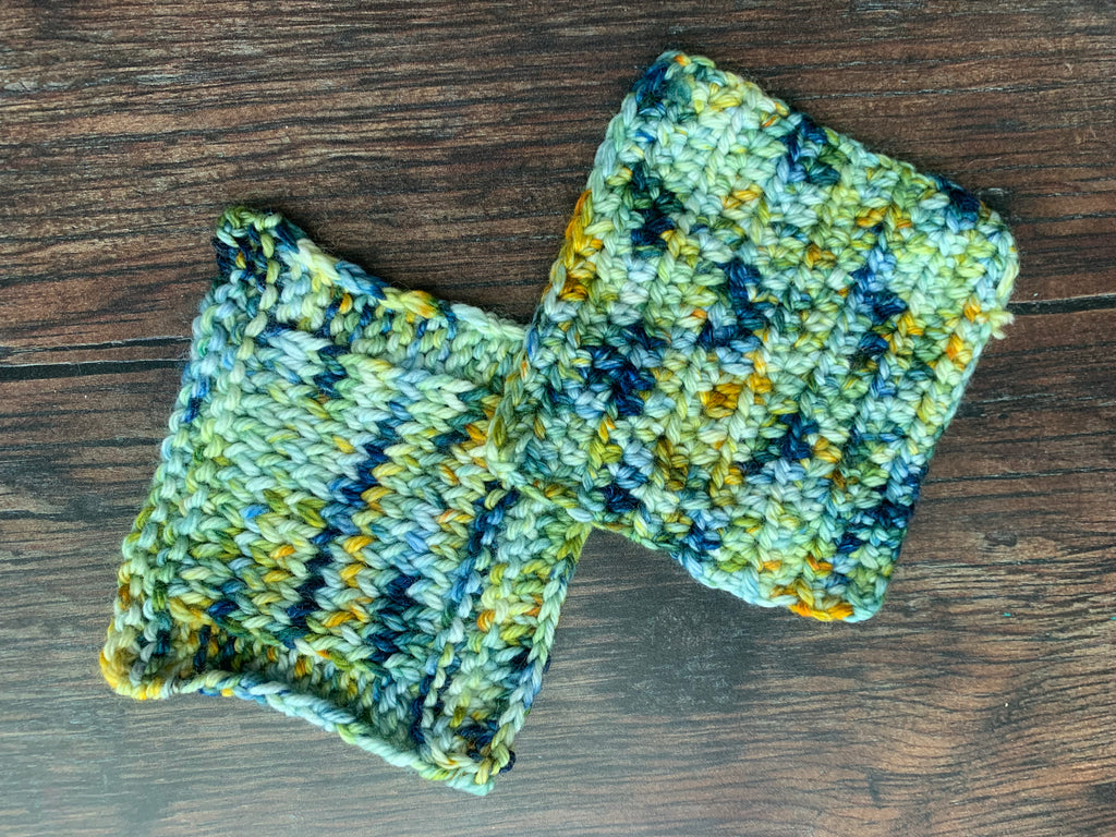 Mid-Night Swim  |DK and  Sock Yarn - 100g