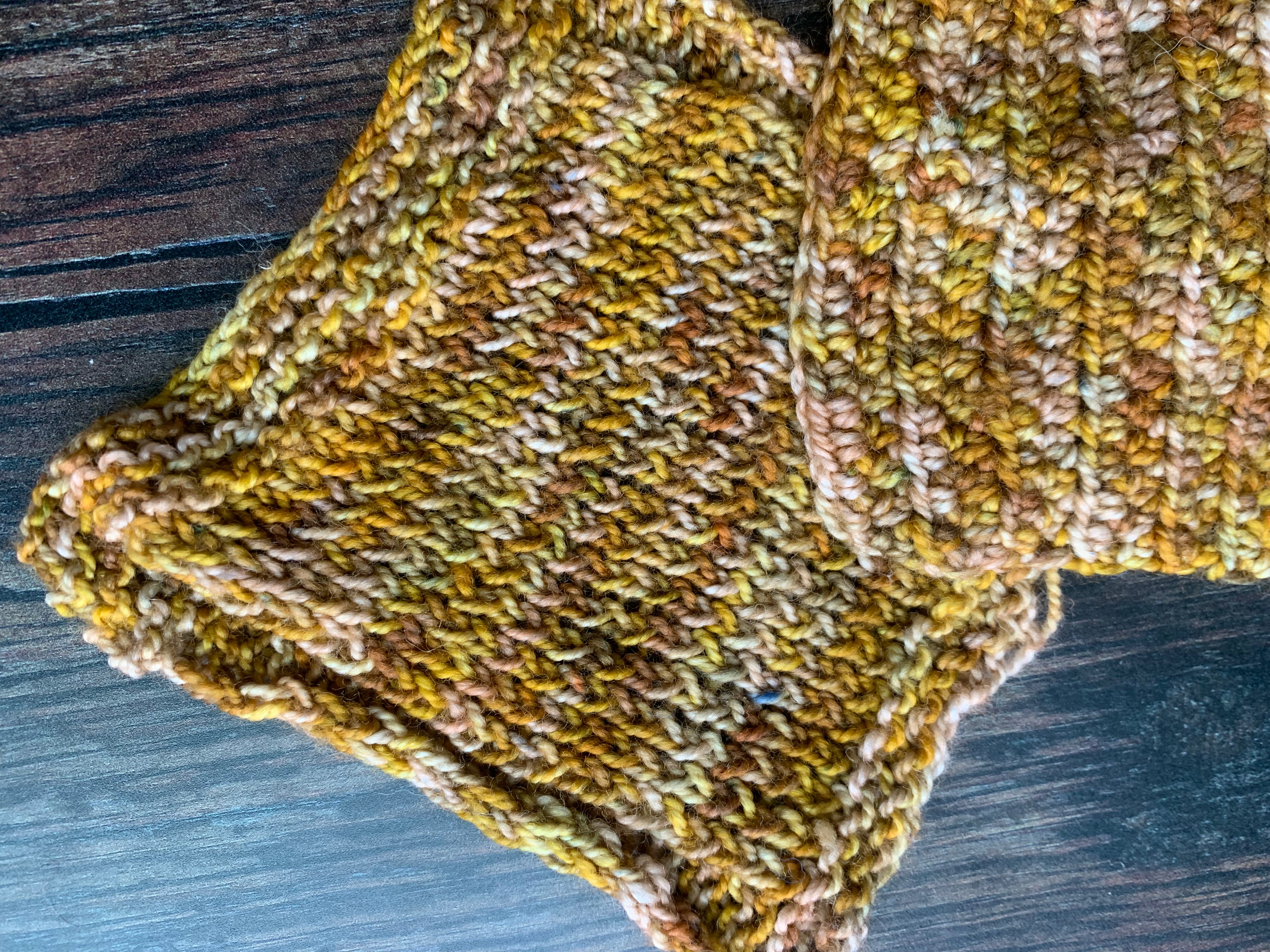 The art of henna |DK and  Sock Yarn - 100g