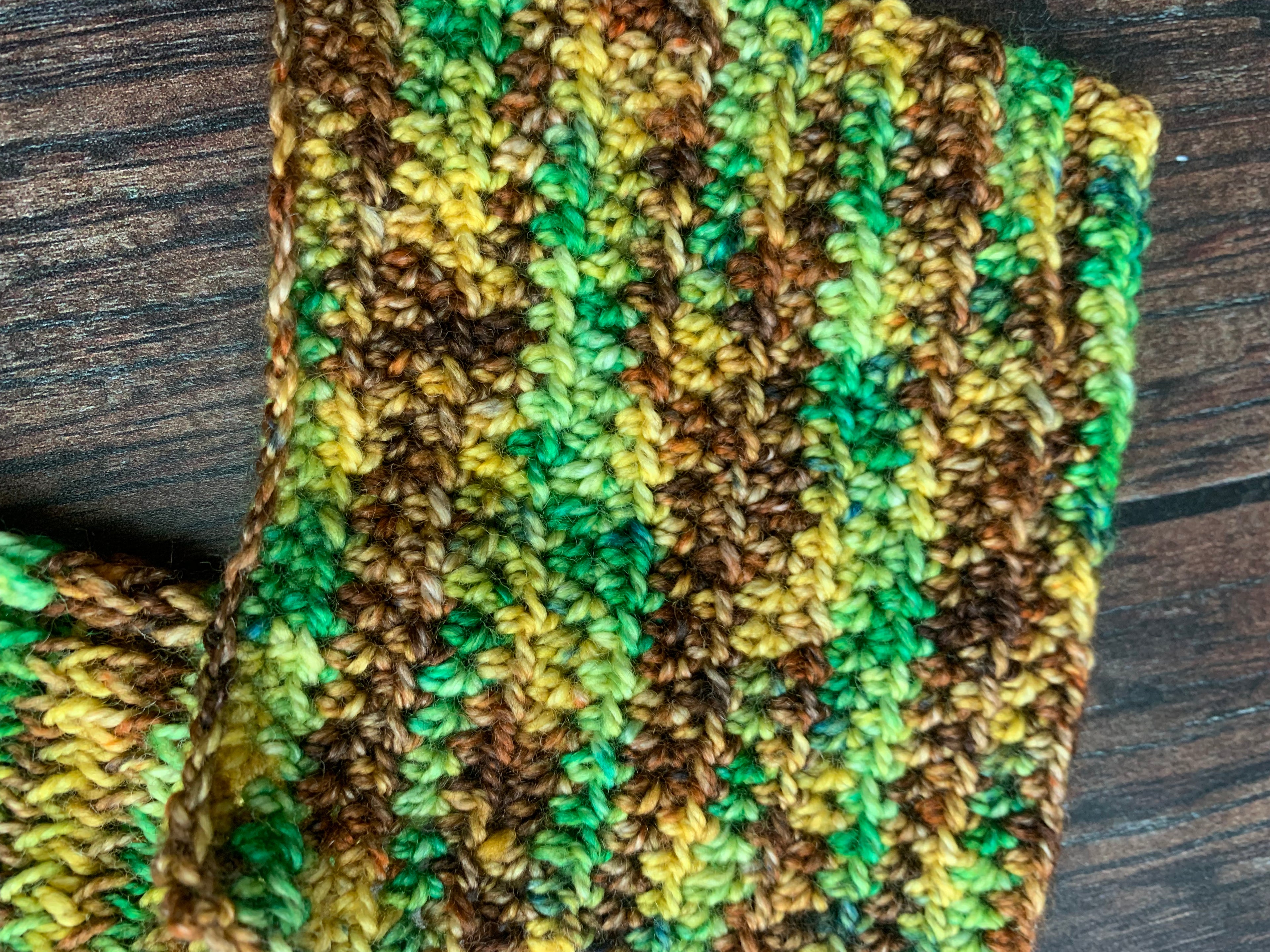 Adam Peak  |DK and  Sock Yarn - 100g