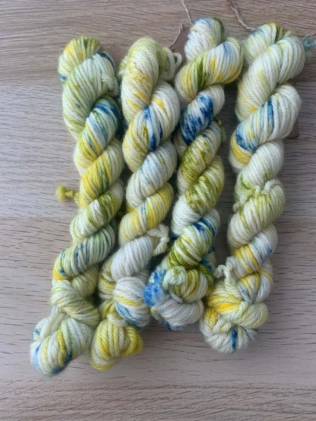 Tuk Tuk   |DK and  Sock Yarn - 20g