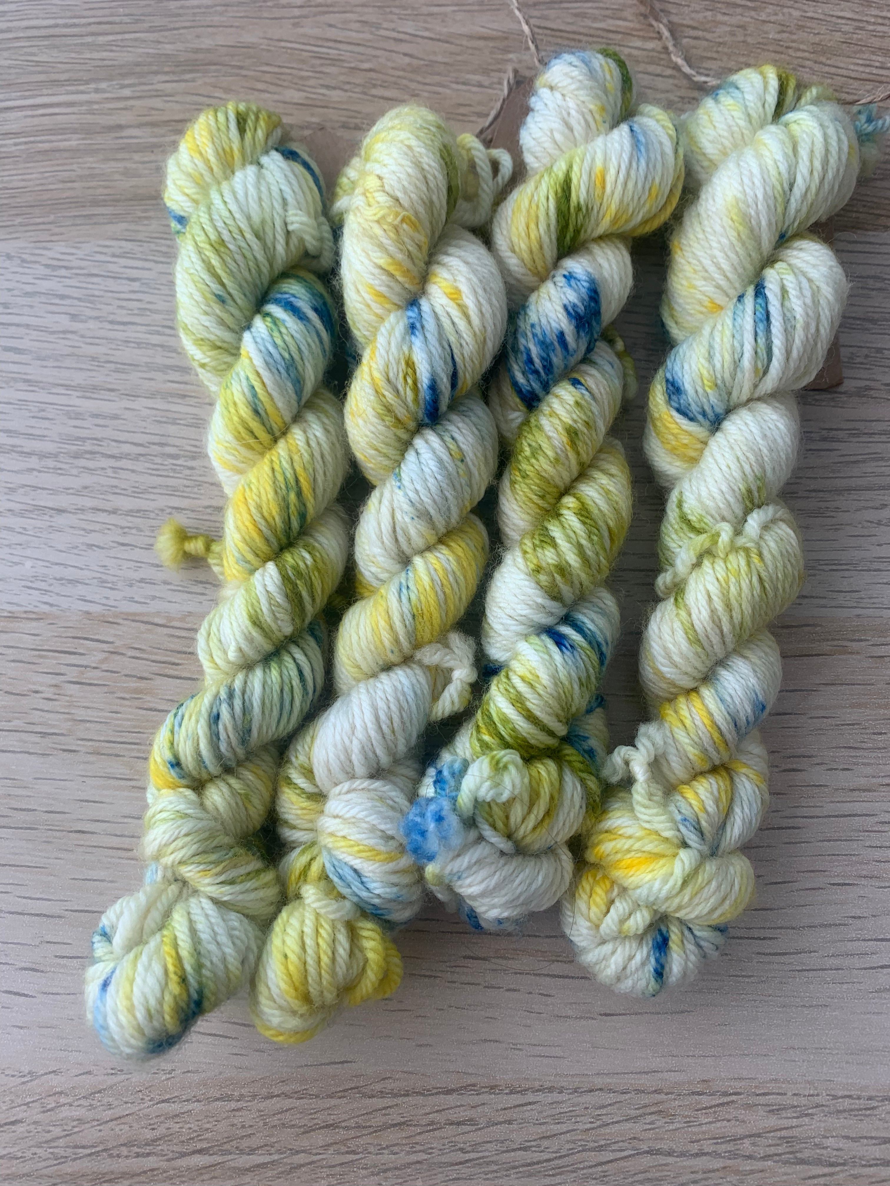Tuk Tuk   |DK and  Sock Yarn - 20g