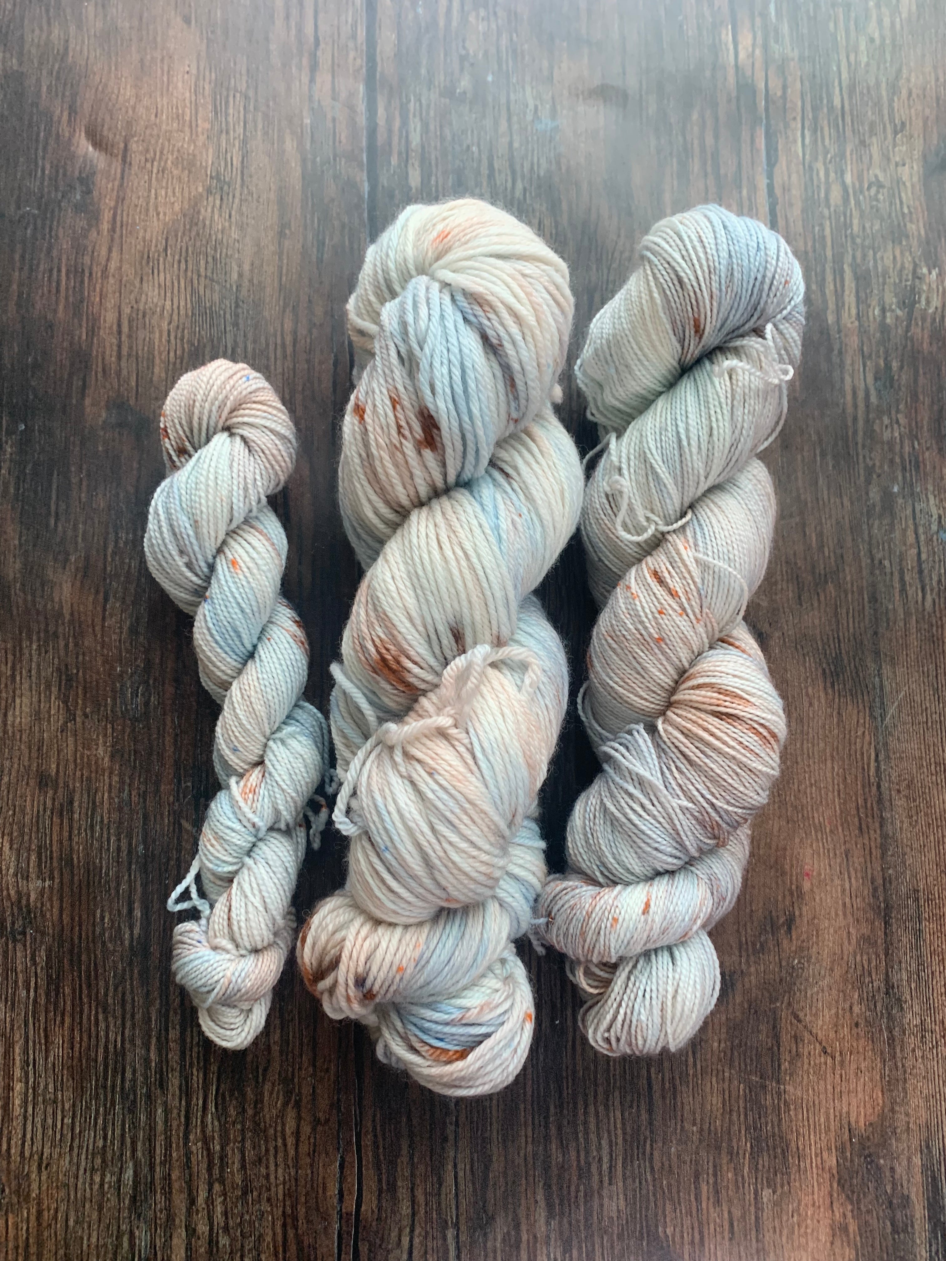 For the love of mountains |DK and  Sock Yarn - 100g