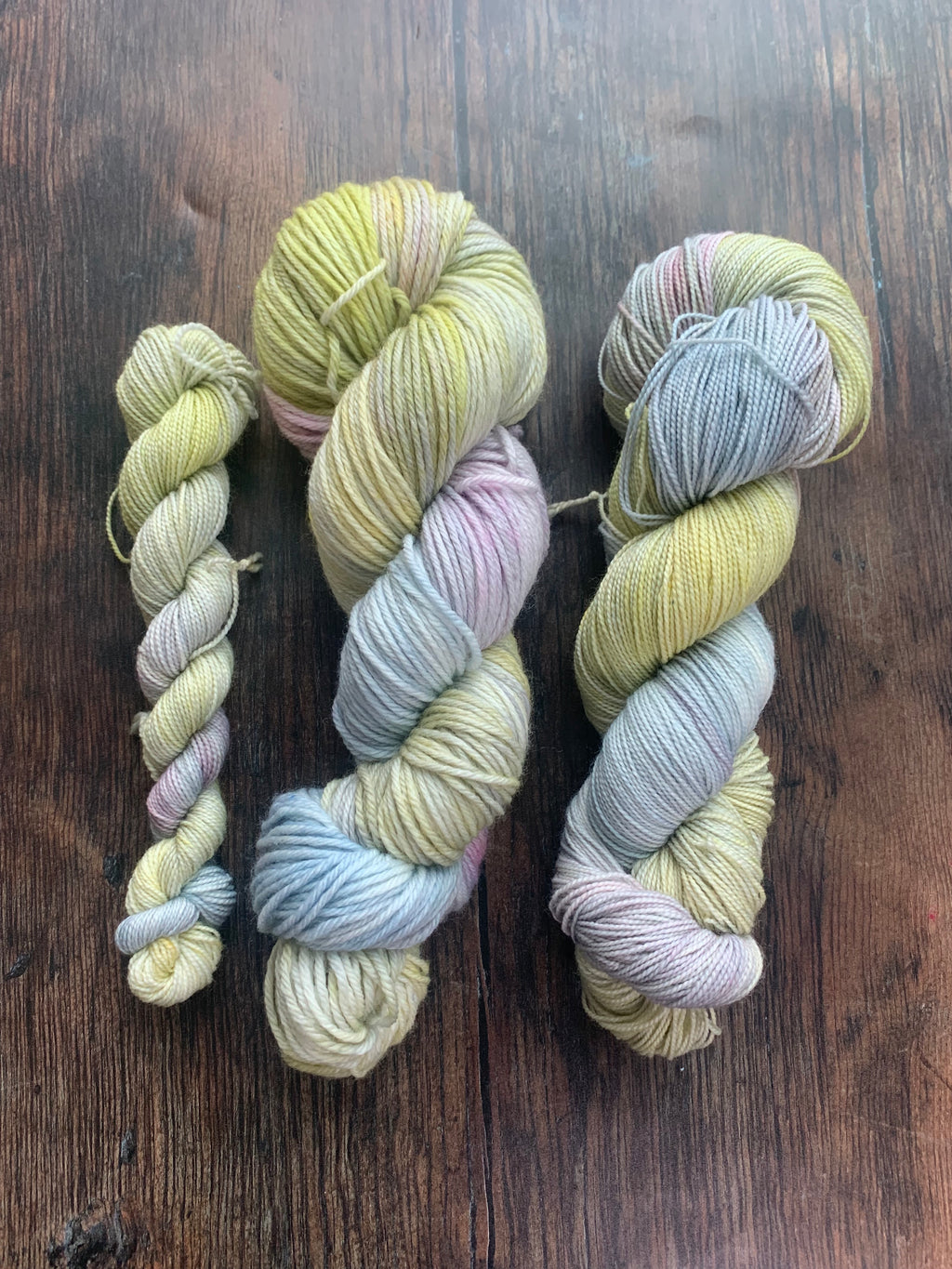 Little bit of colour |DK and  Sock Yarn - 100g